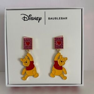 ☀️BaubleBar Disney Winnie the Pooh Earrings